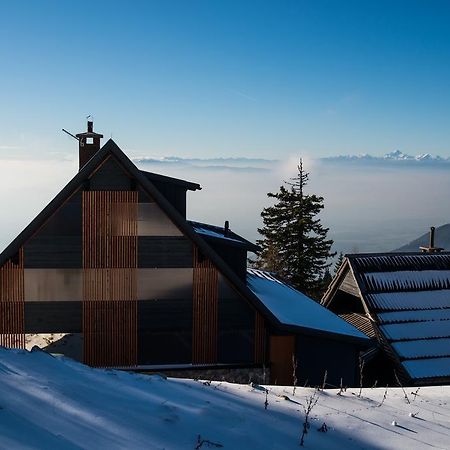 Apartments Zvoh, Krvavec, Ski-In, Ski-Out Cerklje na Gorenjskem Dış mekan fotoğraf