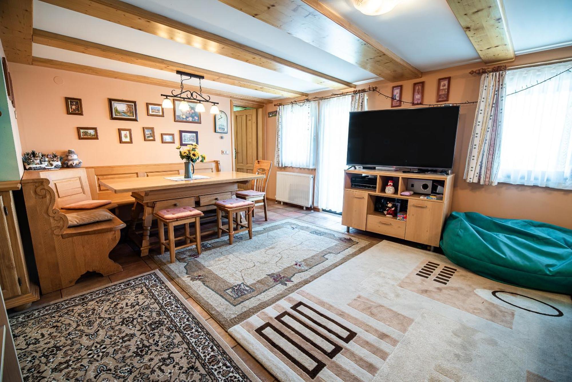 Apartments Zvoh, Krvavec, Ski-In, Ski-Out Cerklje na Gorenjskem Oda fotoğraf