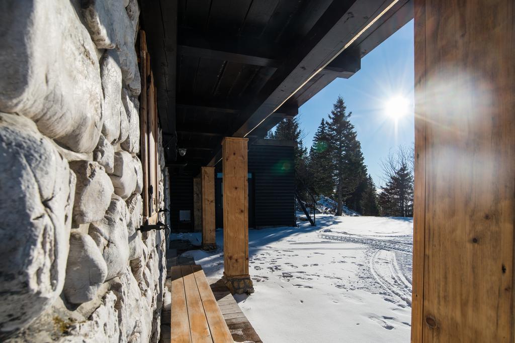 Apartments Zvoh, Krvavec, Ski-In, Ski-Out Cerklje na Gorenjskem Dış mekan fotoğraf